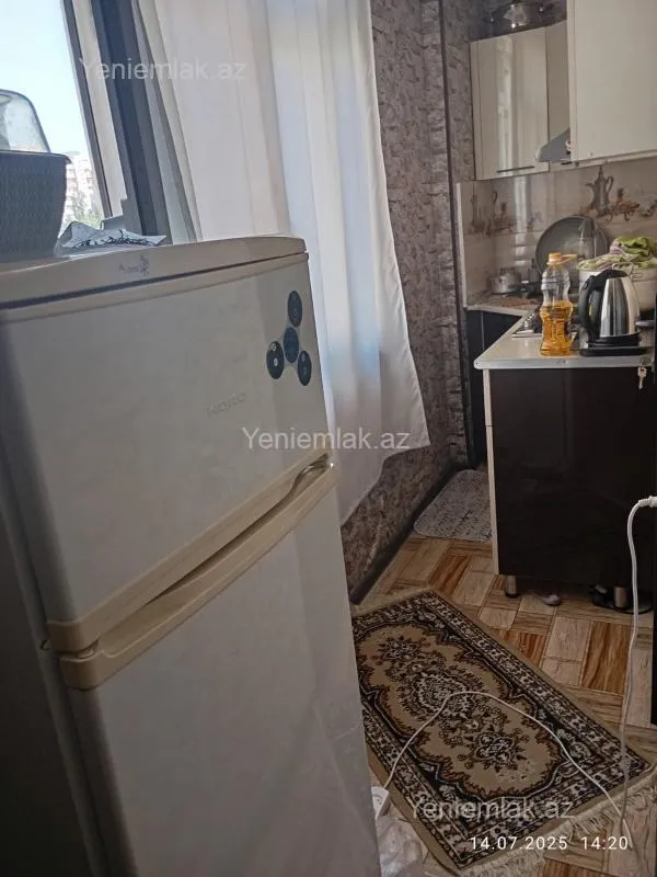 Satılır 1 otaqlı köhnə tikili 35 m²
