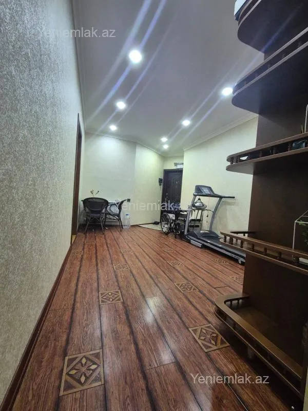 Satılır 3 otaqlı yeni tikili 135 m²