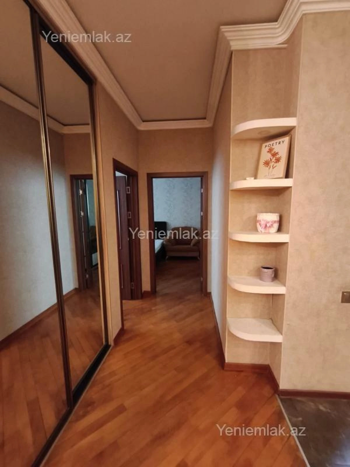 Satılır 3 otaqlı yeni tikili 80 m²