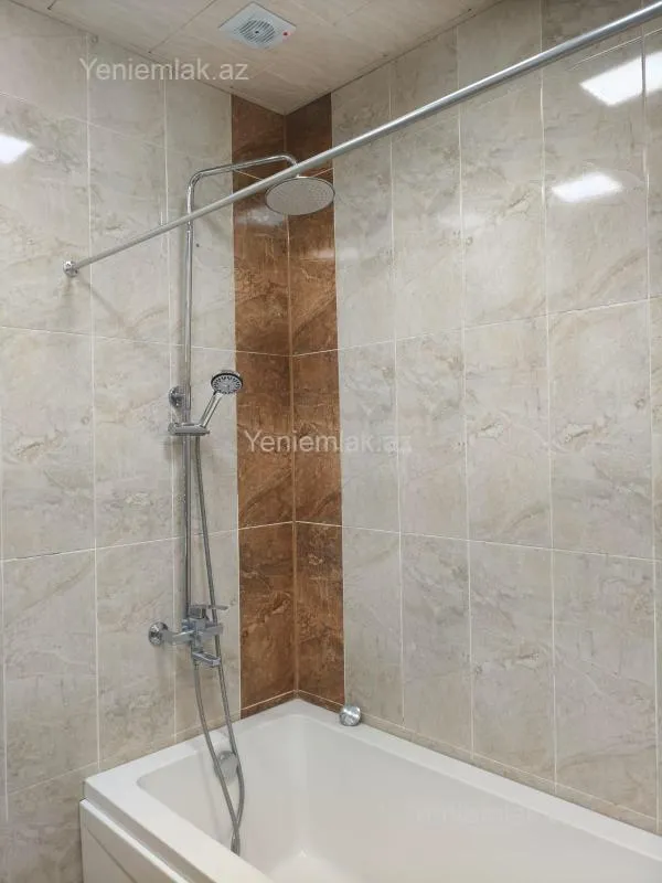 Satılır 3 otaqlı yeni tikili 80 m²