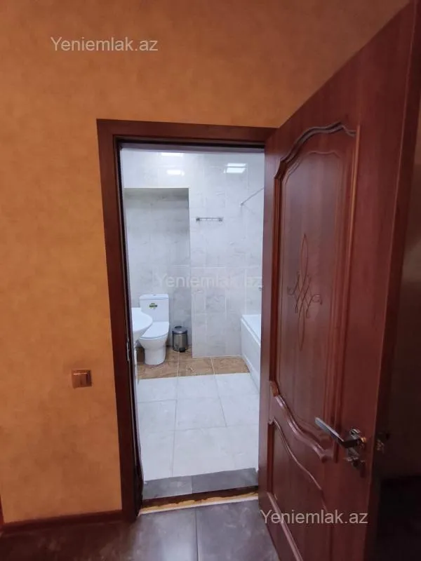 Satılır 3 otaqlı yeni tikili 80 m²