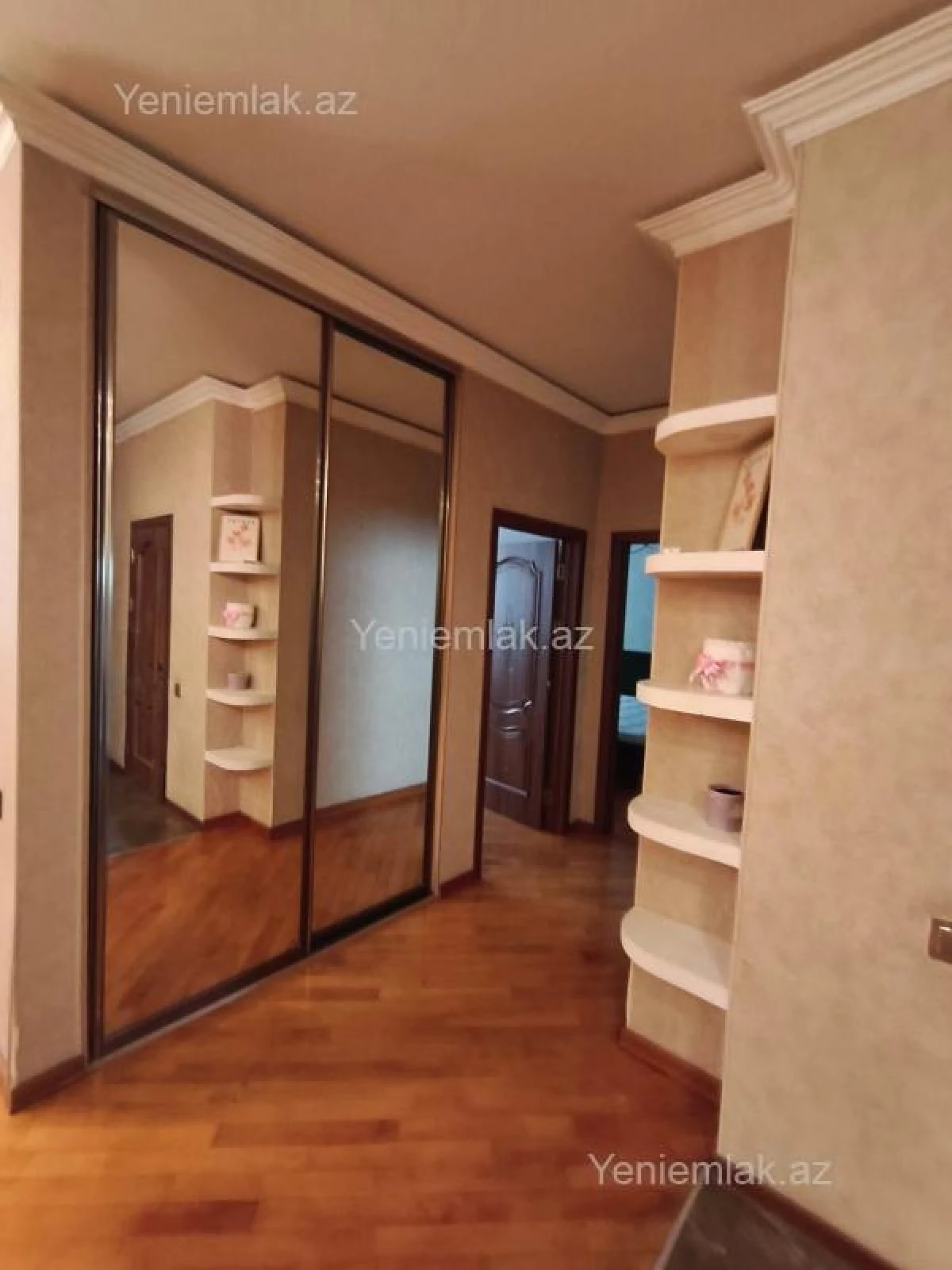 Satılır 3 otaqlı yeni tikili 80 m²