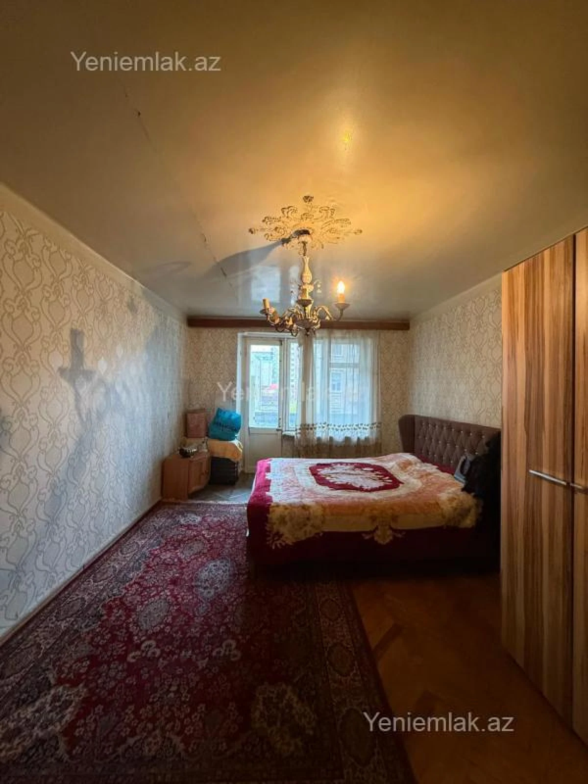 Satılır 5 otaqlı köhnə tikili 80 m²