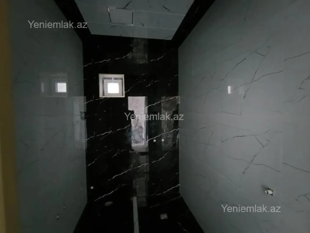 Satılır 4 otaqlı həyət evi 125 m²