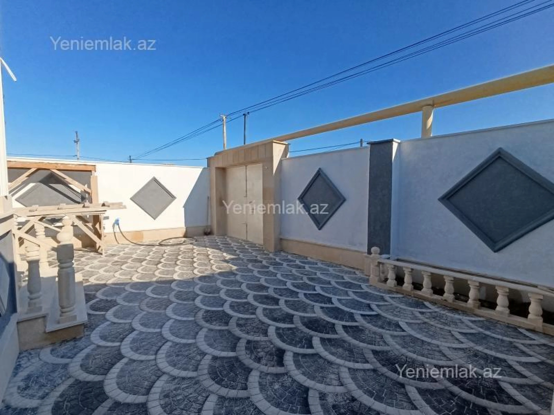 Satılır 4 otaqlı həyət evi 125 m²