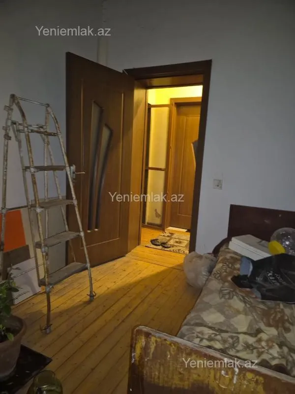 Satılır 3 otaqlı həyət evi 82 m²