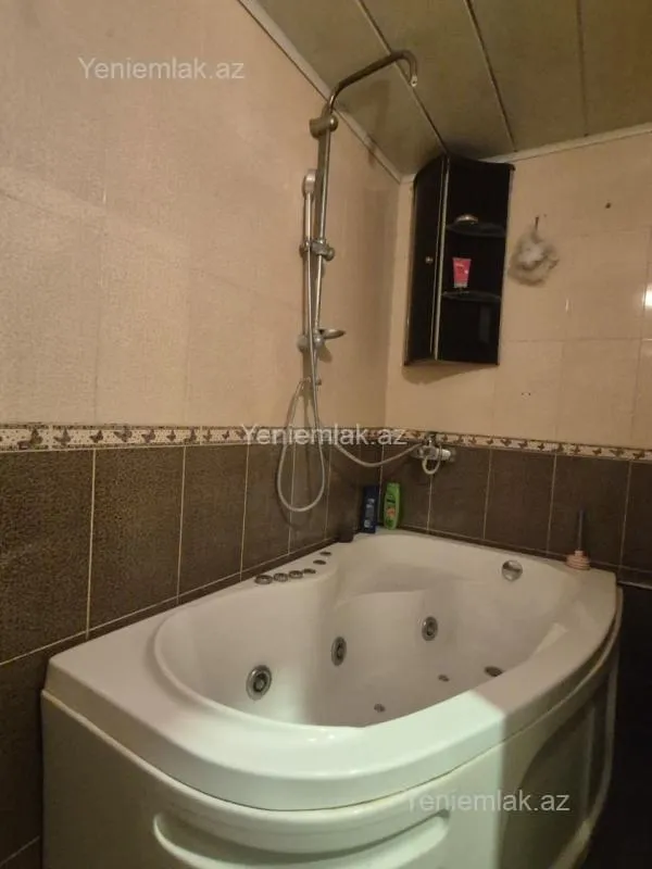 Satılır 3 otaqlı həyət evi 82 m²