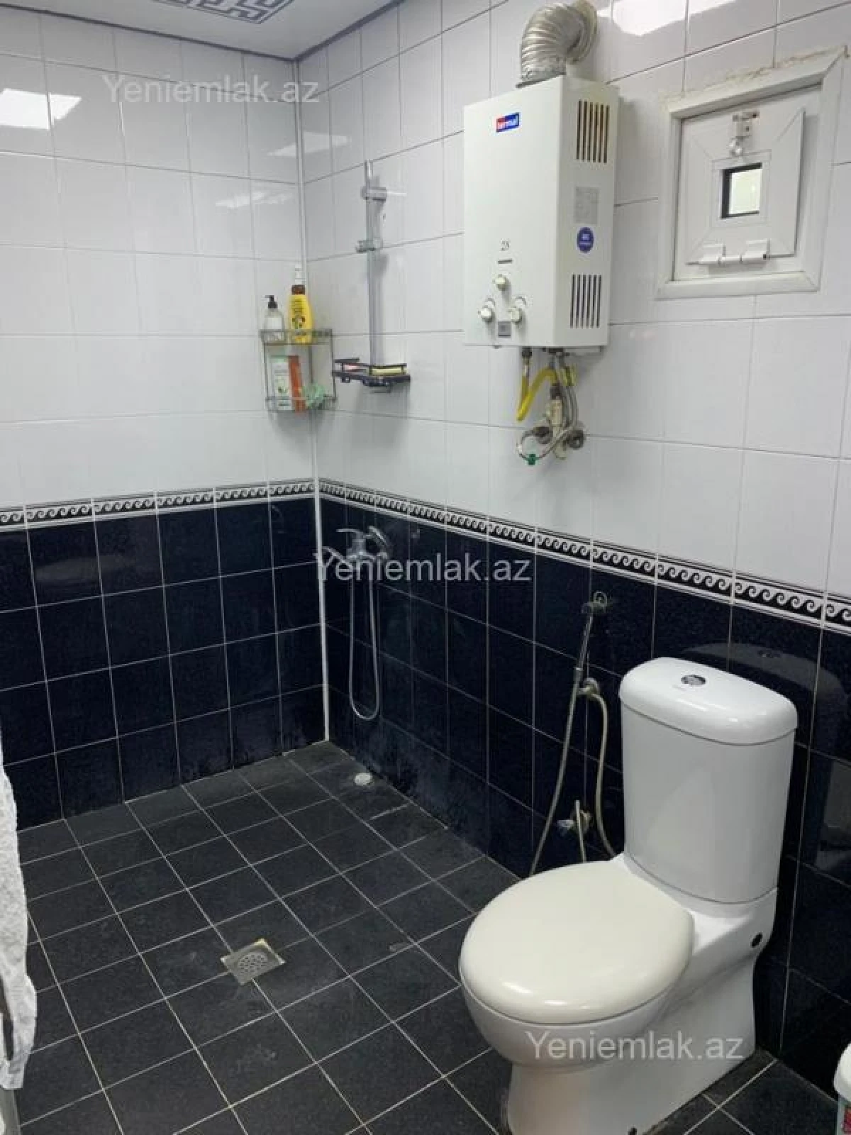 Satılır 6 otaqlı həyət evi 100 m²