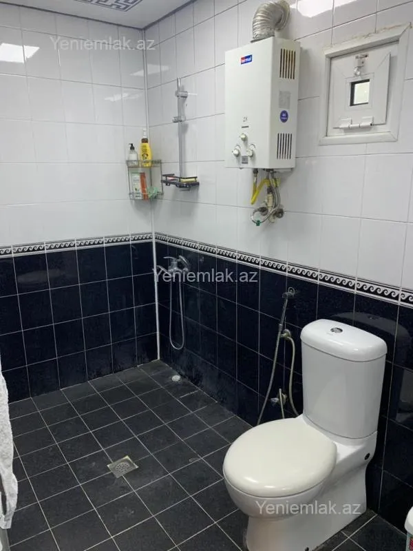 Satılır 6 otaqlı həyət evi 100 m²