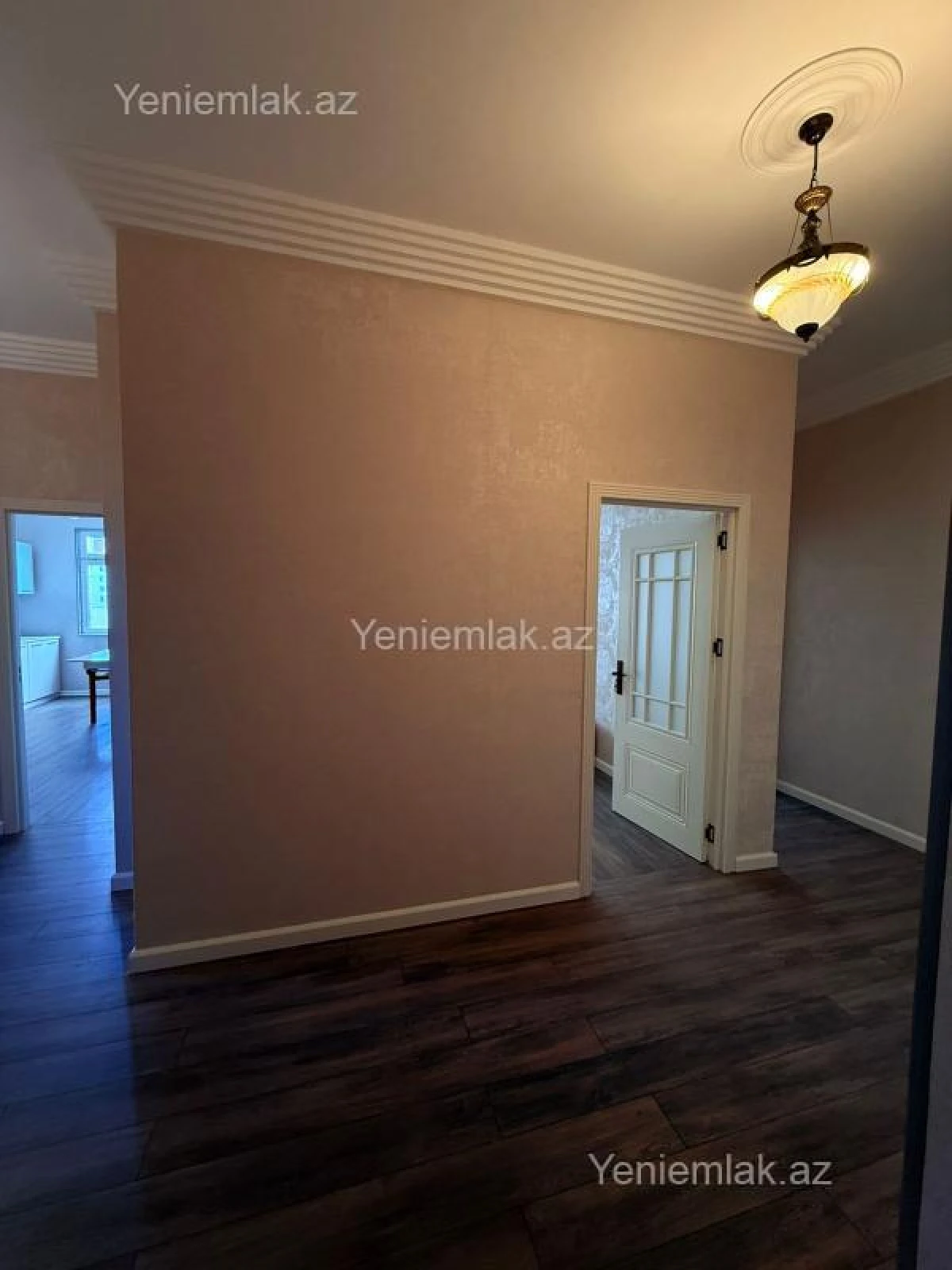 Satılır 3 otaqlı yeni tikili 120 m²