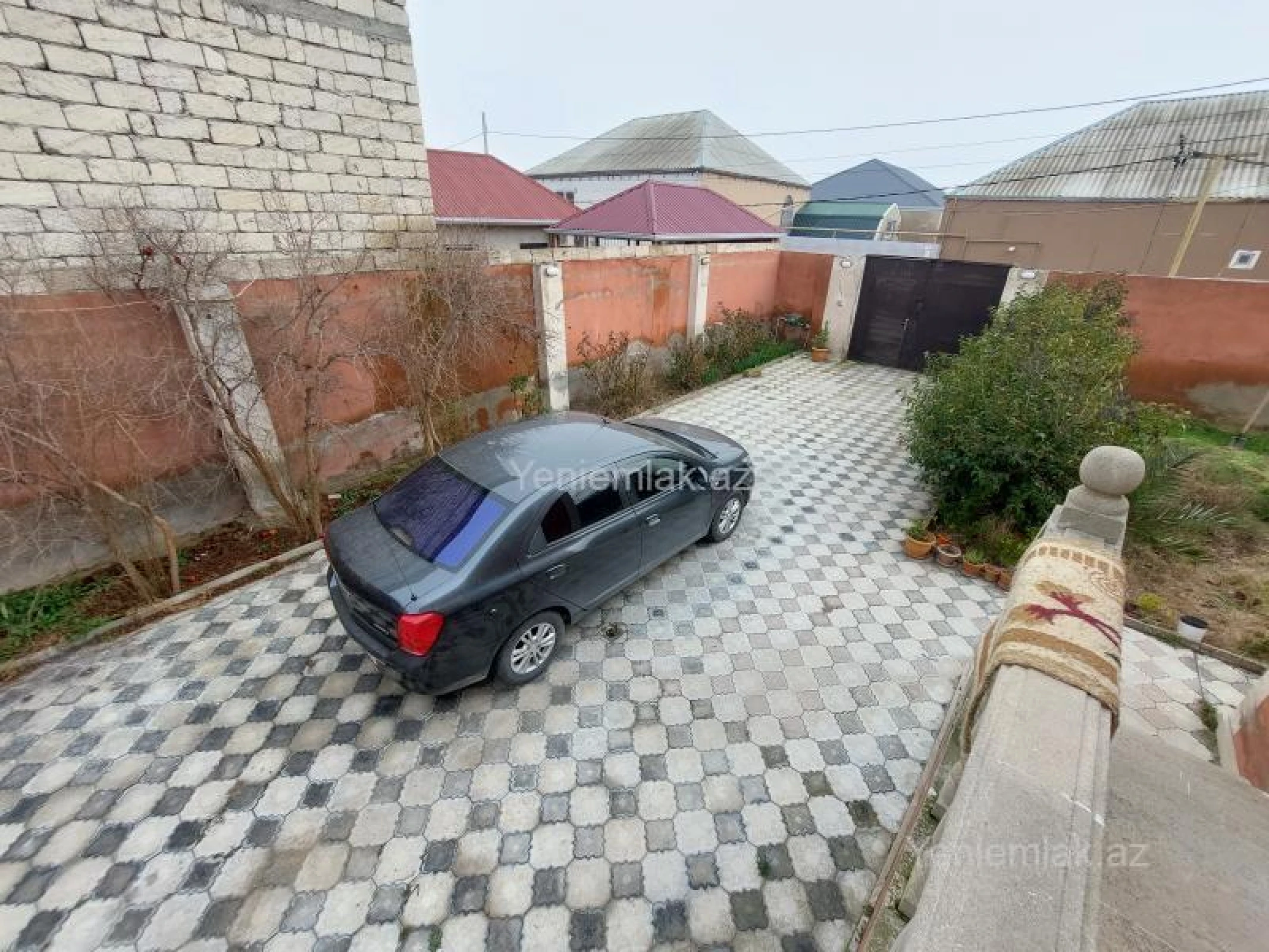 Satılır 4 otaqlı həyət evi 124 m²