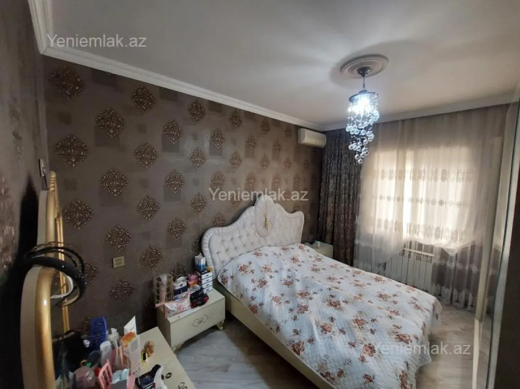 Satılır 4 otaqlı həyət evi 124 m²