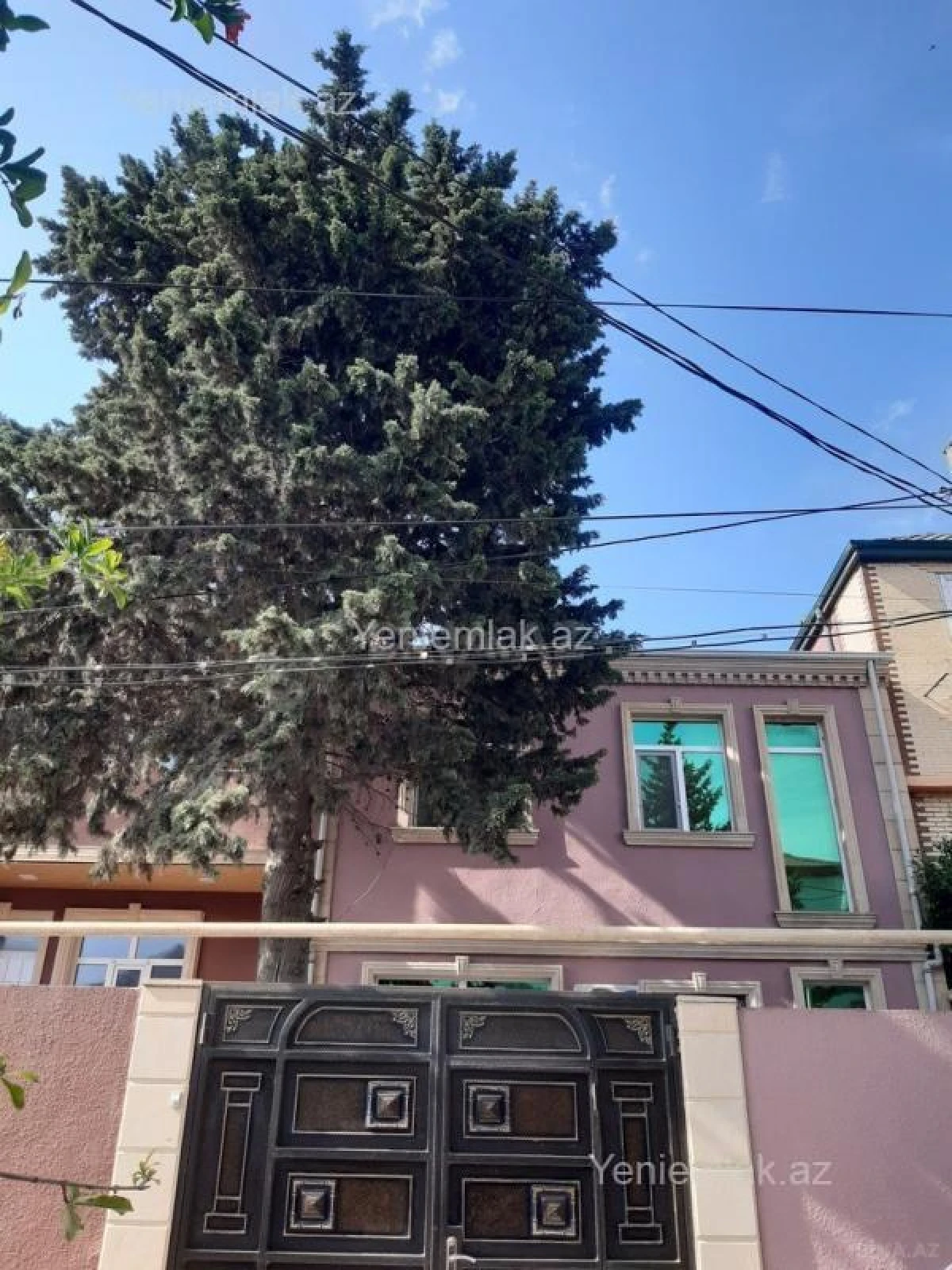 Satılır 4 otaqlı həyət evi 100 m²