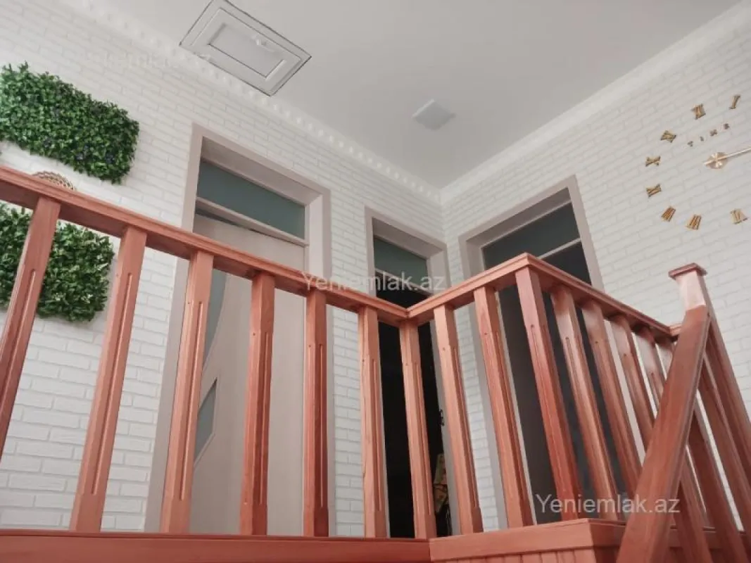 Satılır 4 otaqlı həyət evi 100 m²