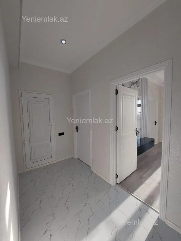 Satılır 2 otaqlı yeni tikili 68.5 m²