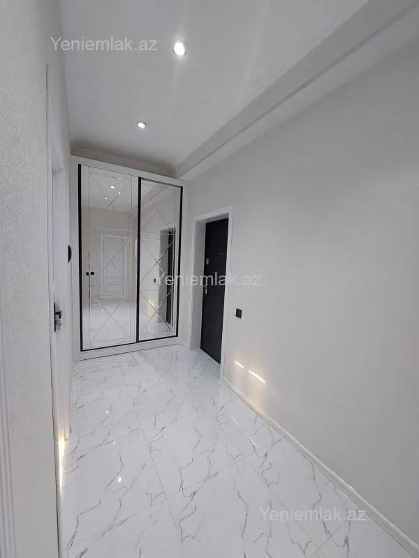 Satılır 2 otaqlı yeni tikili 68.5 m²