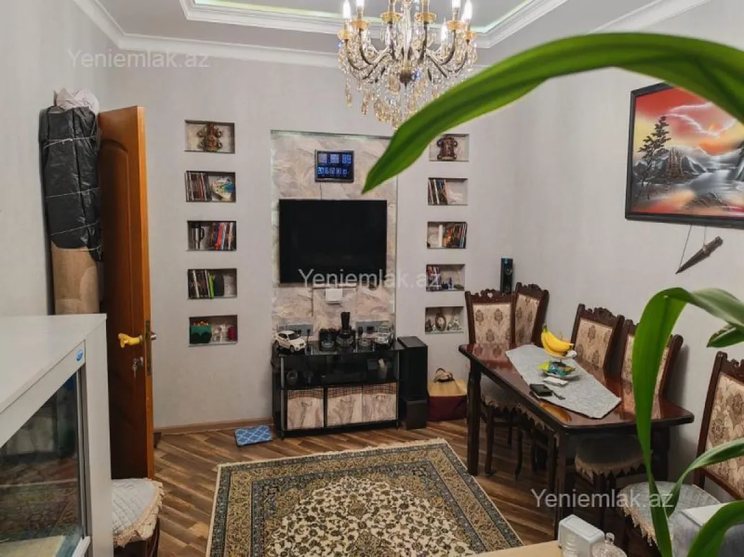 Satılır 3 otaqlı köhnə tikili 68 m²