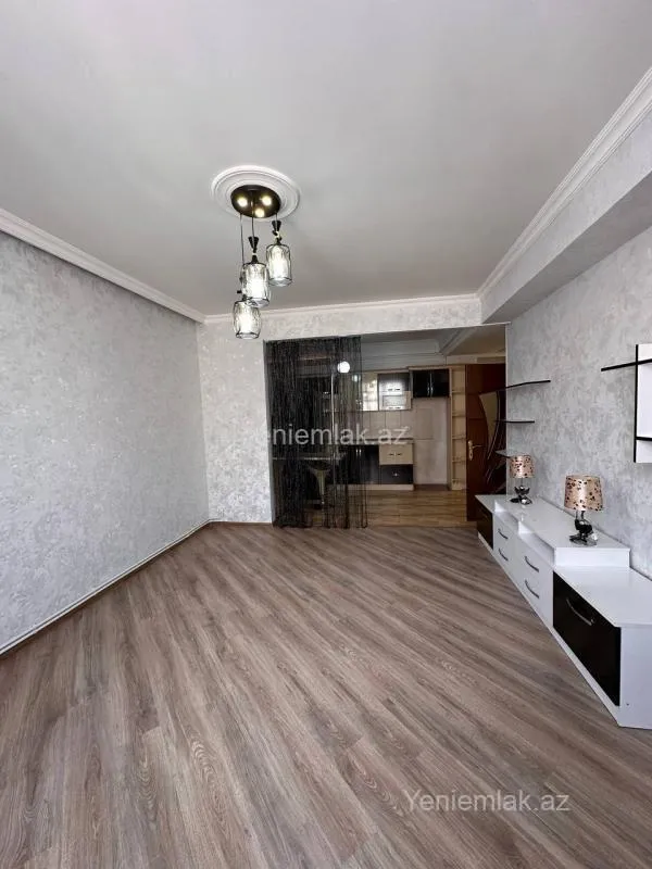 Satılır 2 otaqlı yeni tikili 60 m²