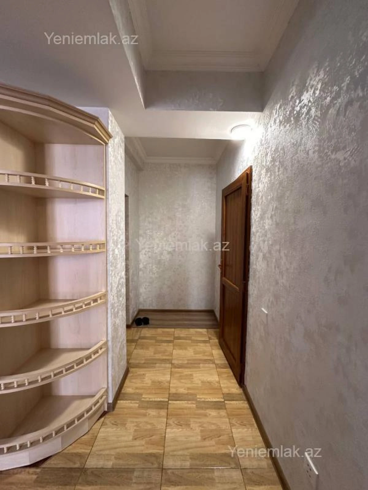 Satılır 2 otaqlı yeni tikili 60 m²