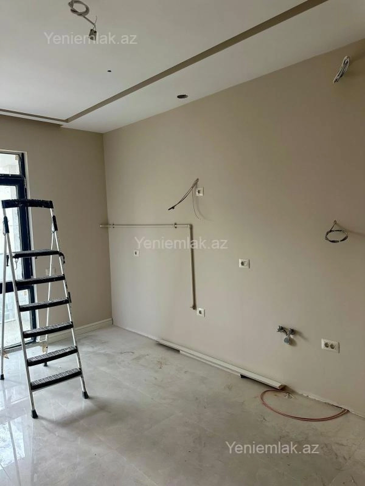 Satılır 4 otaqlı yeni tikili 130 m²