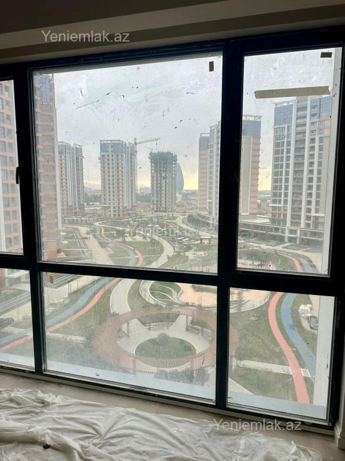 Satılır 4 otaqlı yeni tikili 130 m²