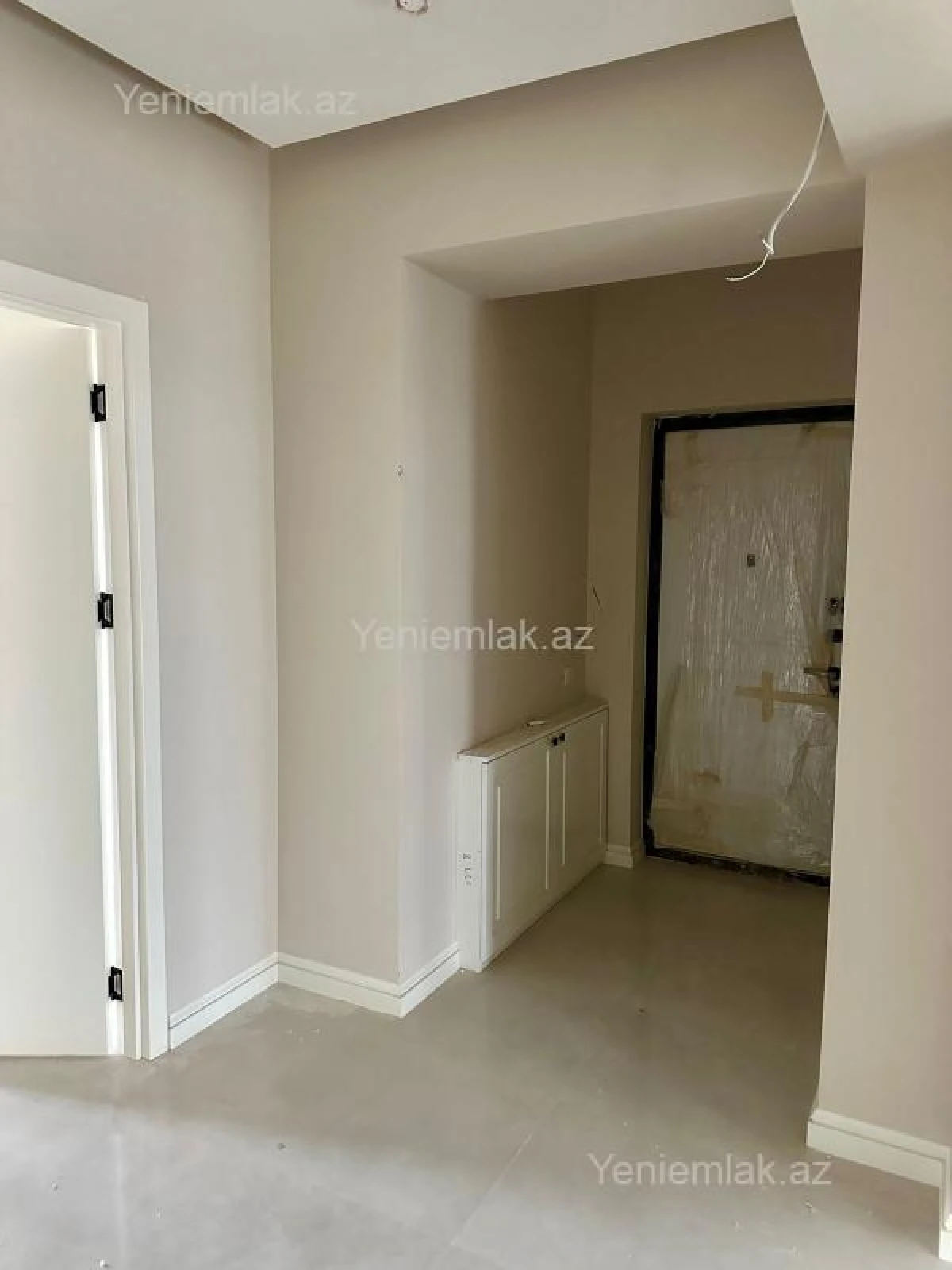 Satılır 4 otaqlı yeni tikili 130 m²