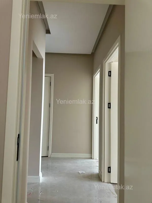 Satılır 4 otaqlı yeni tikili 130 m²