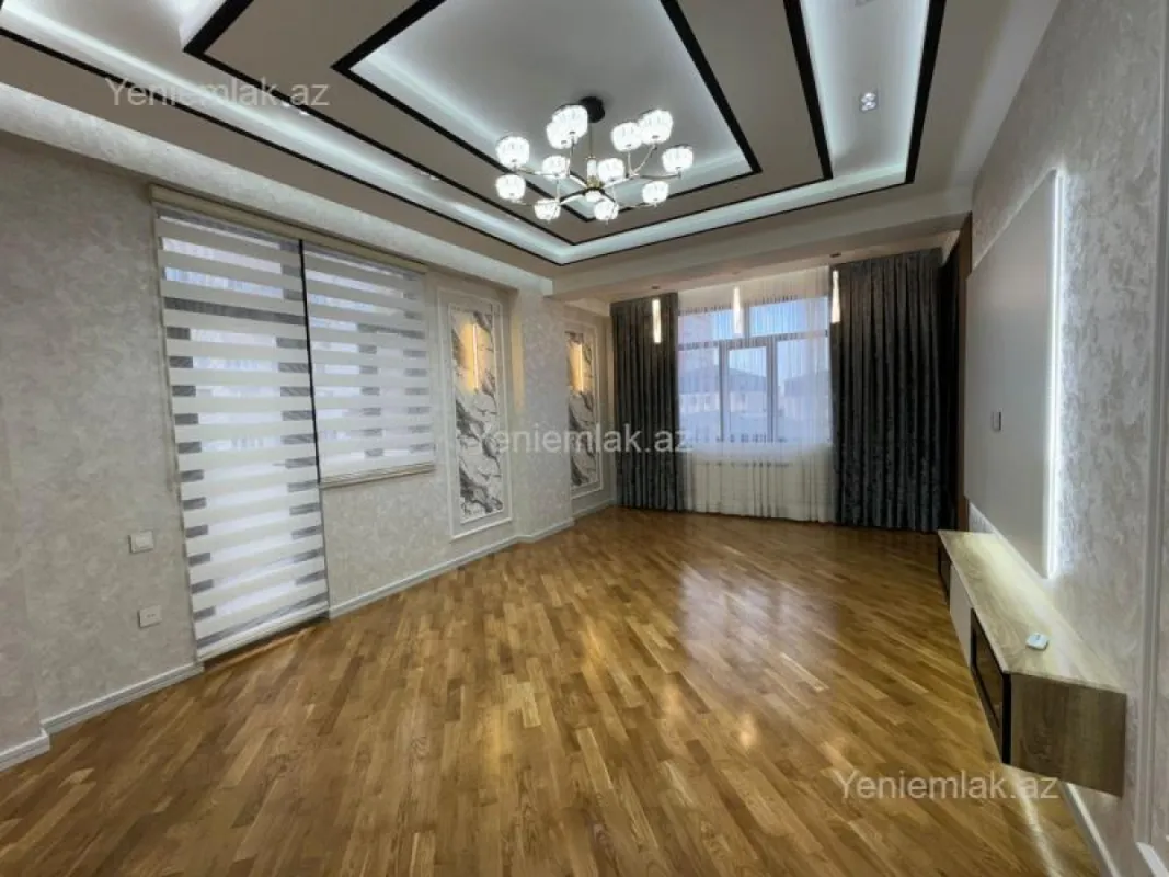 Satılır 3 otaqlı yeni tikili 120 m²