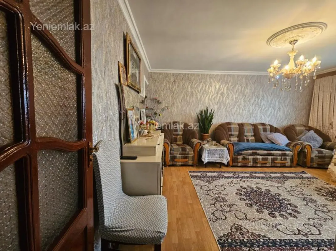 Satılır 2 otaqlı köhnə tikili 50 m²