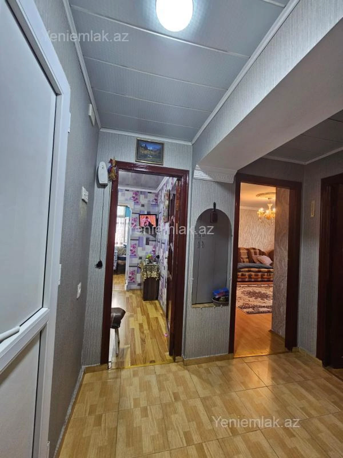 Satılır 2 otaqlı köhnə tikili 50 m²