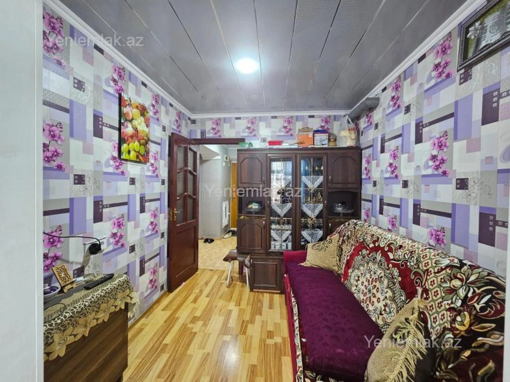 Satılır 2 otaqlı köhnə tikili 50 m²