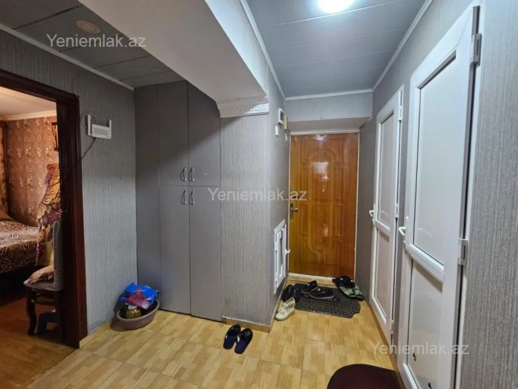 Satılır 2 otaqlı köhnə tikili 50 m²