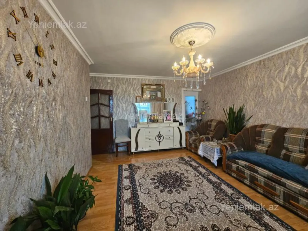 Satılır 2 otaqlı köhnə tikili 50 m²