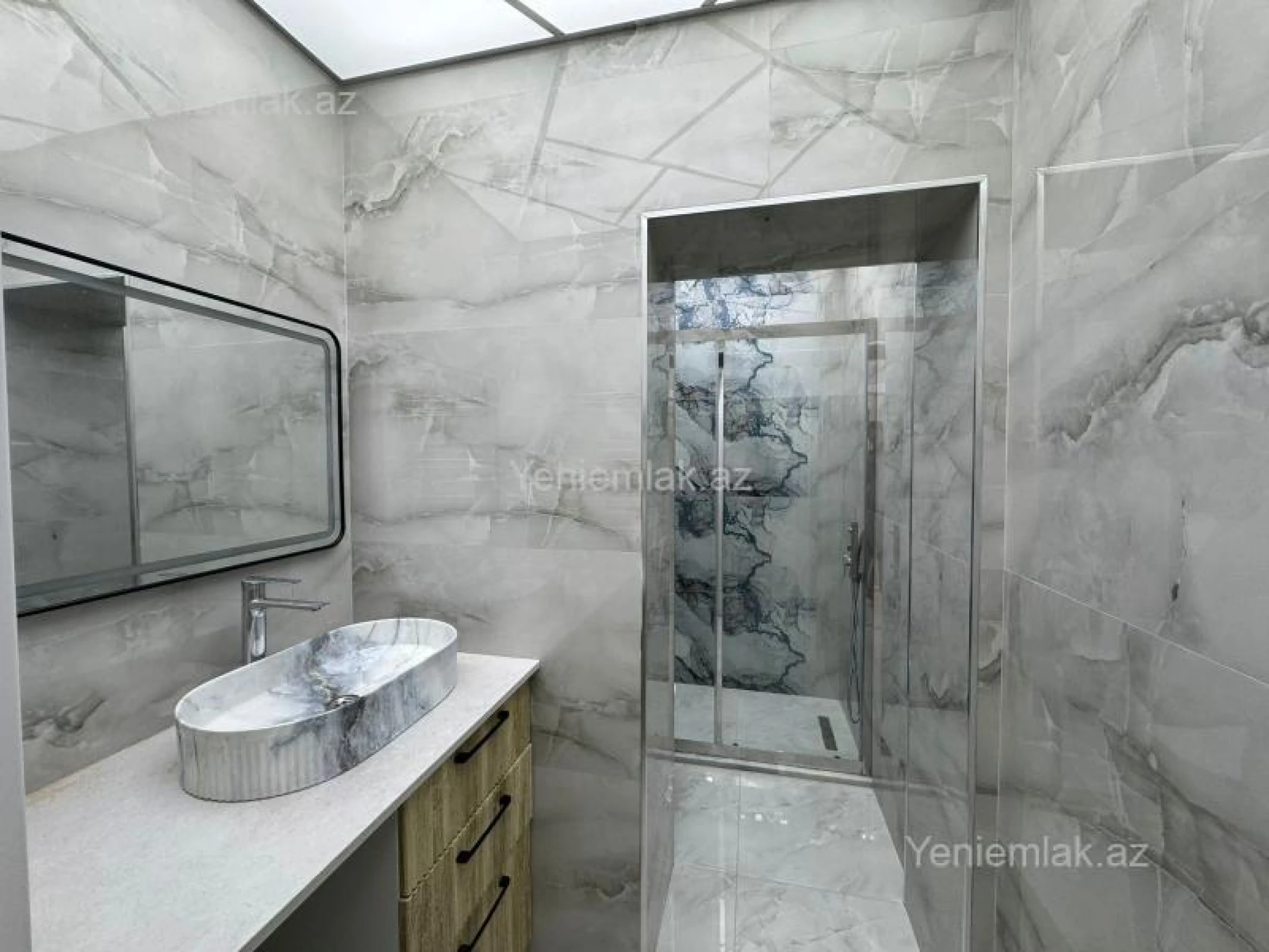 Satılır 3 otaqlı yeni tikili 87 m²