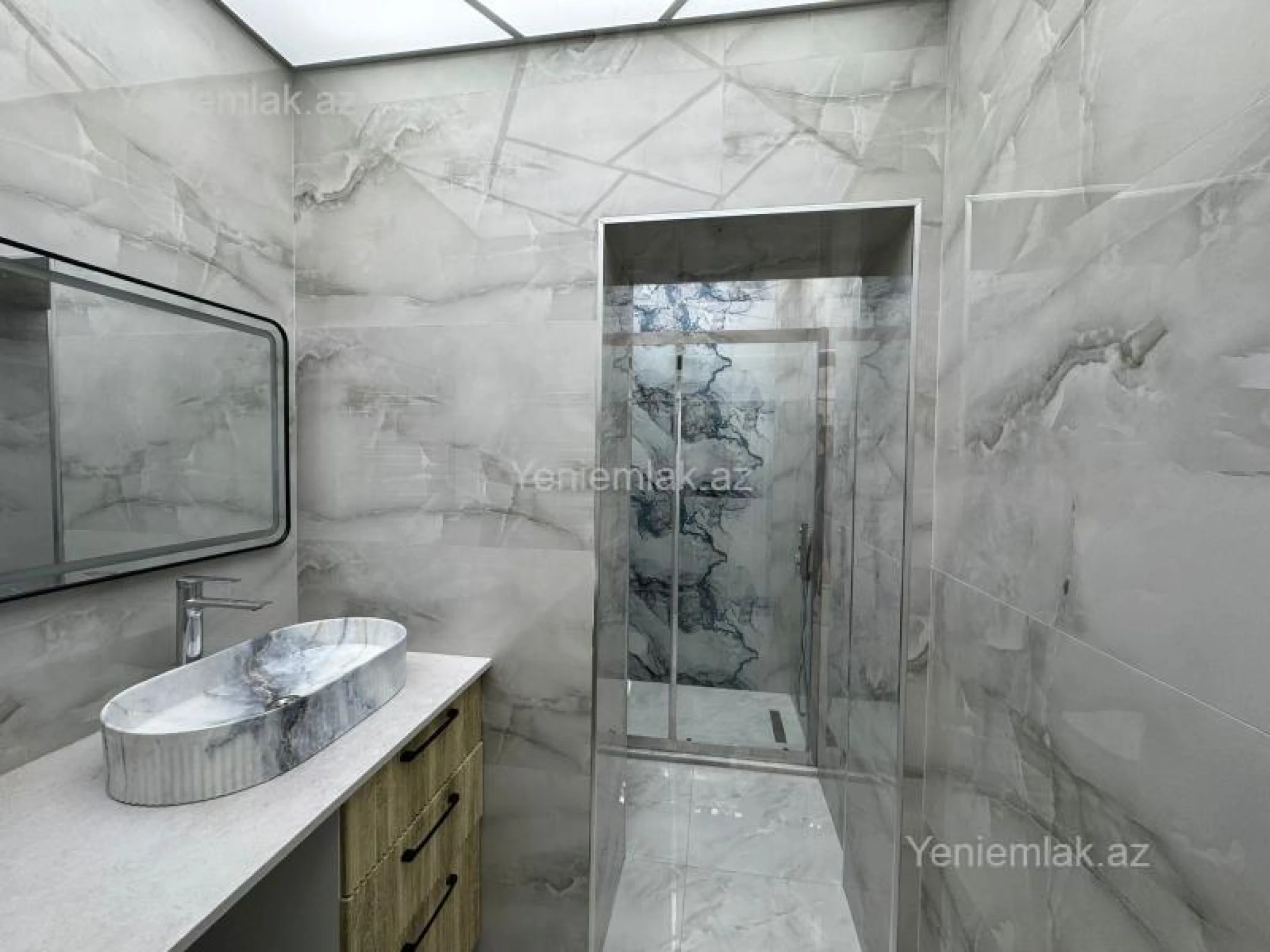 Satılır 3 otaqlı yeni tikili 87 m²