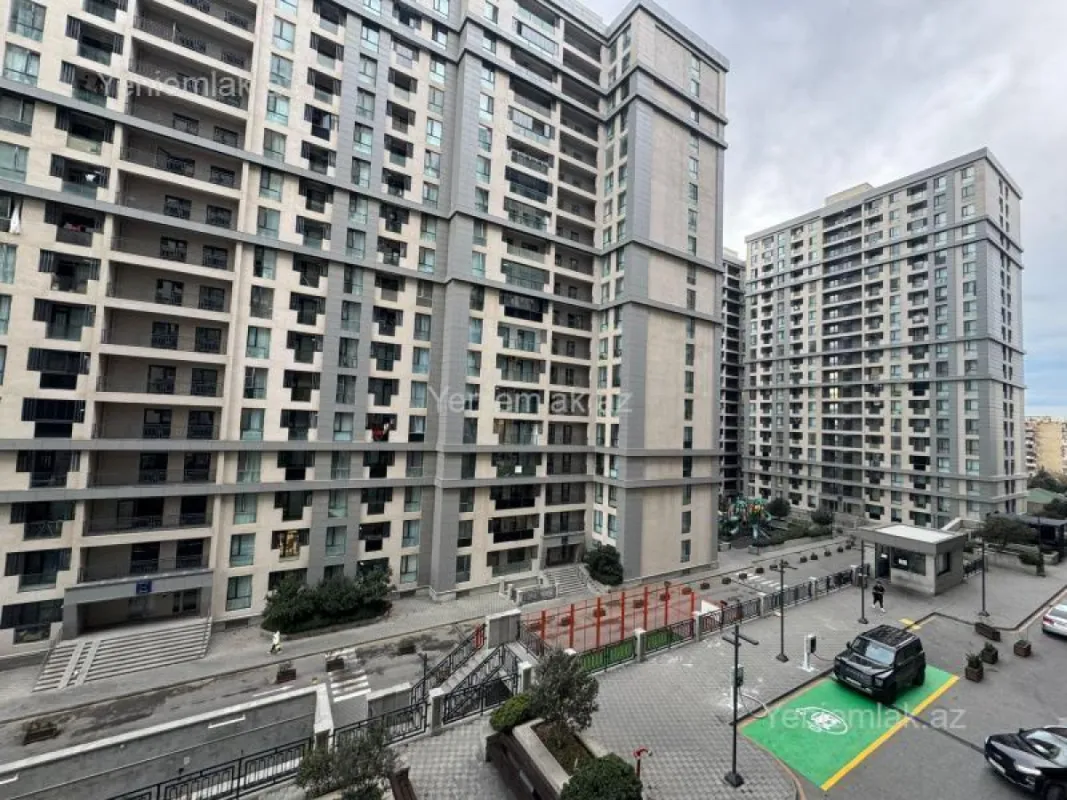 Satılır 2 otaqlı yeni tikili 88 m²