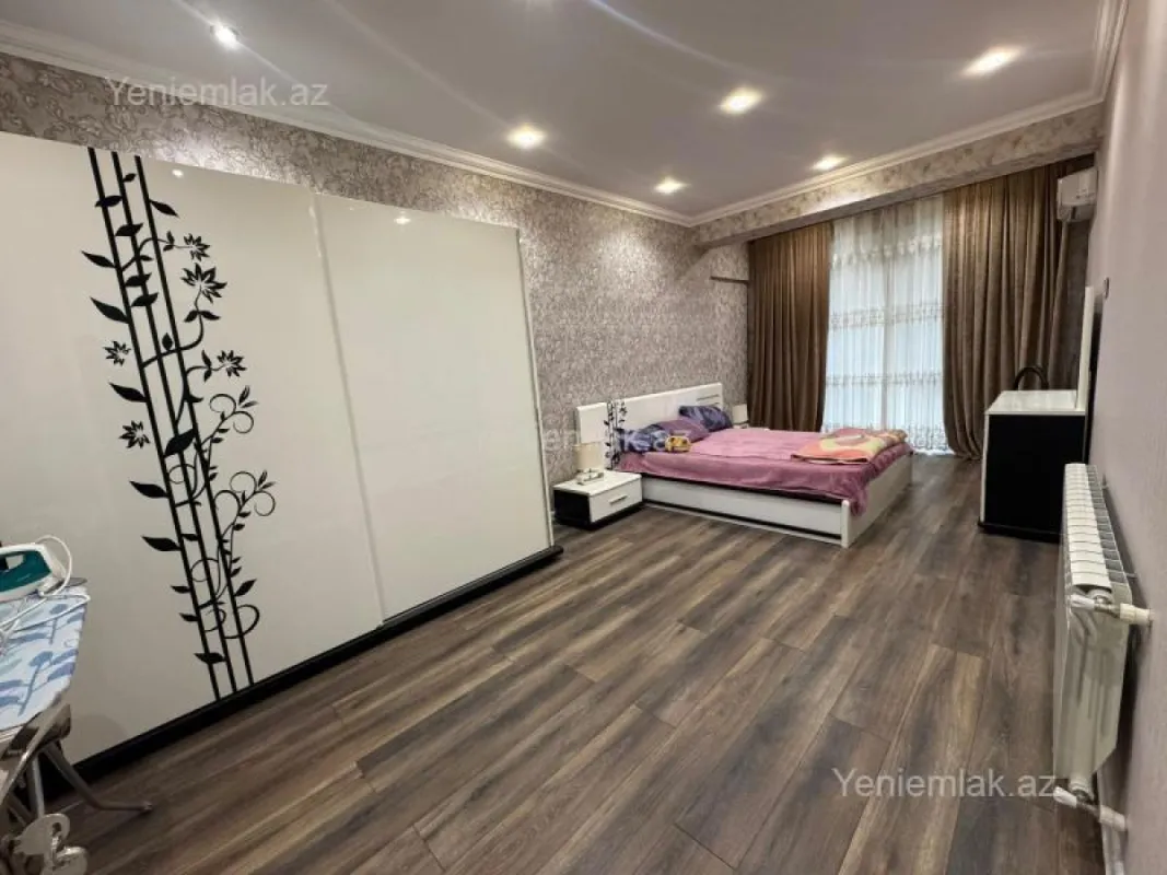 Satılır 2 otaqlı yeni tikili 88 m²