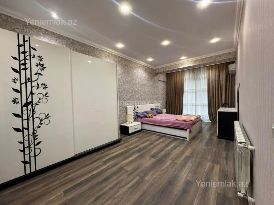Satılır 2 otaqlı yeni tikili 88 m²