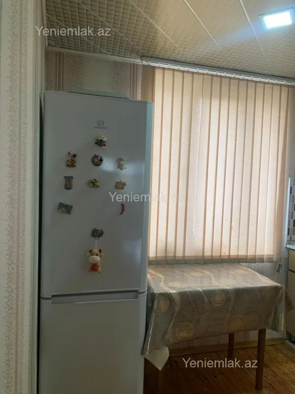 Satılır 3 otaqlı köhnə tikili 69 m²
