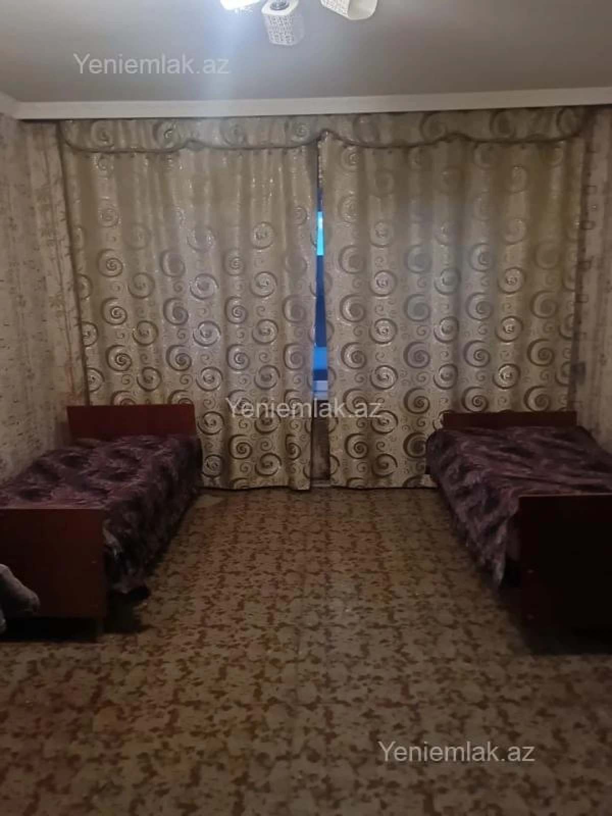 Satılır 4 otaqlı köhnə tikili 100 m²