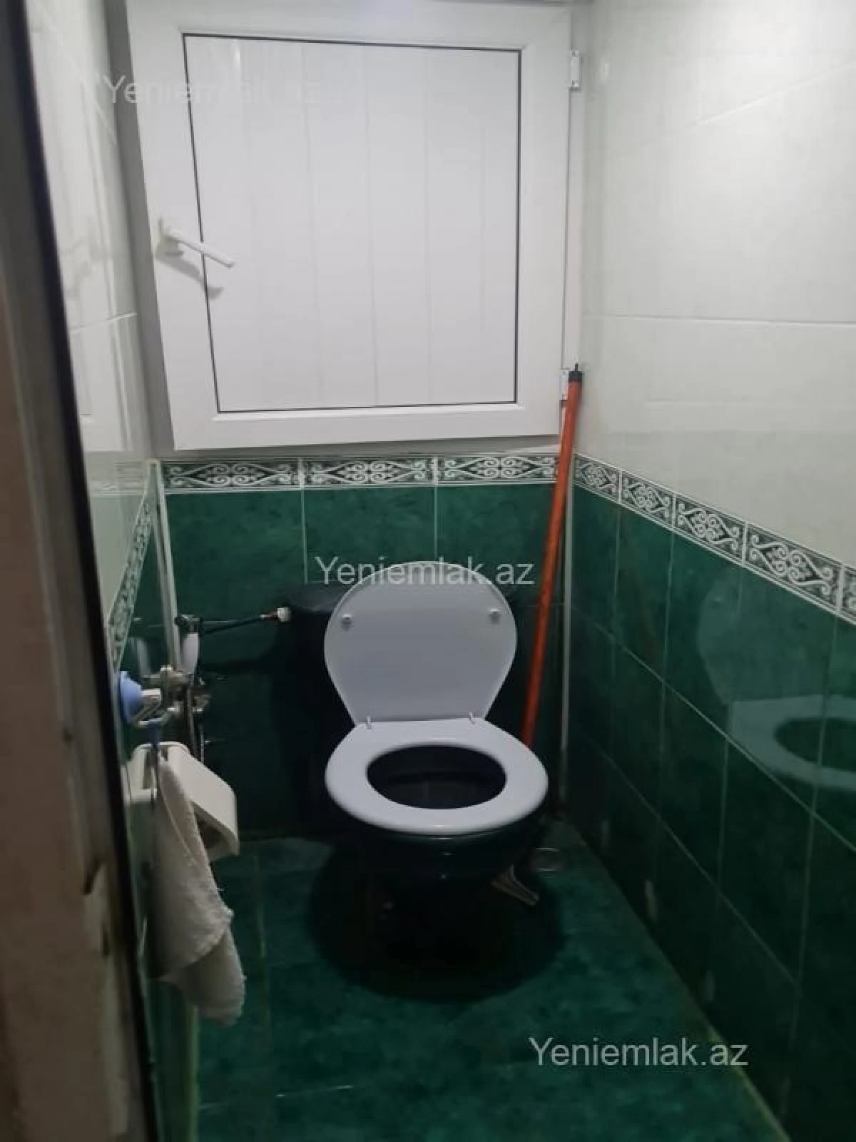 Satılır 4 otaqlı köhnə tikili 100 m²