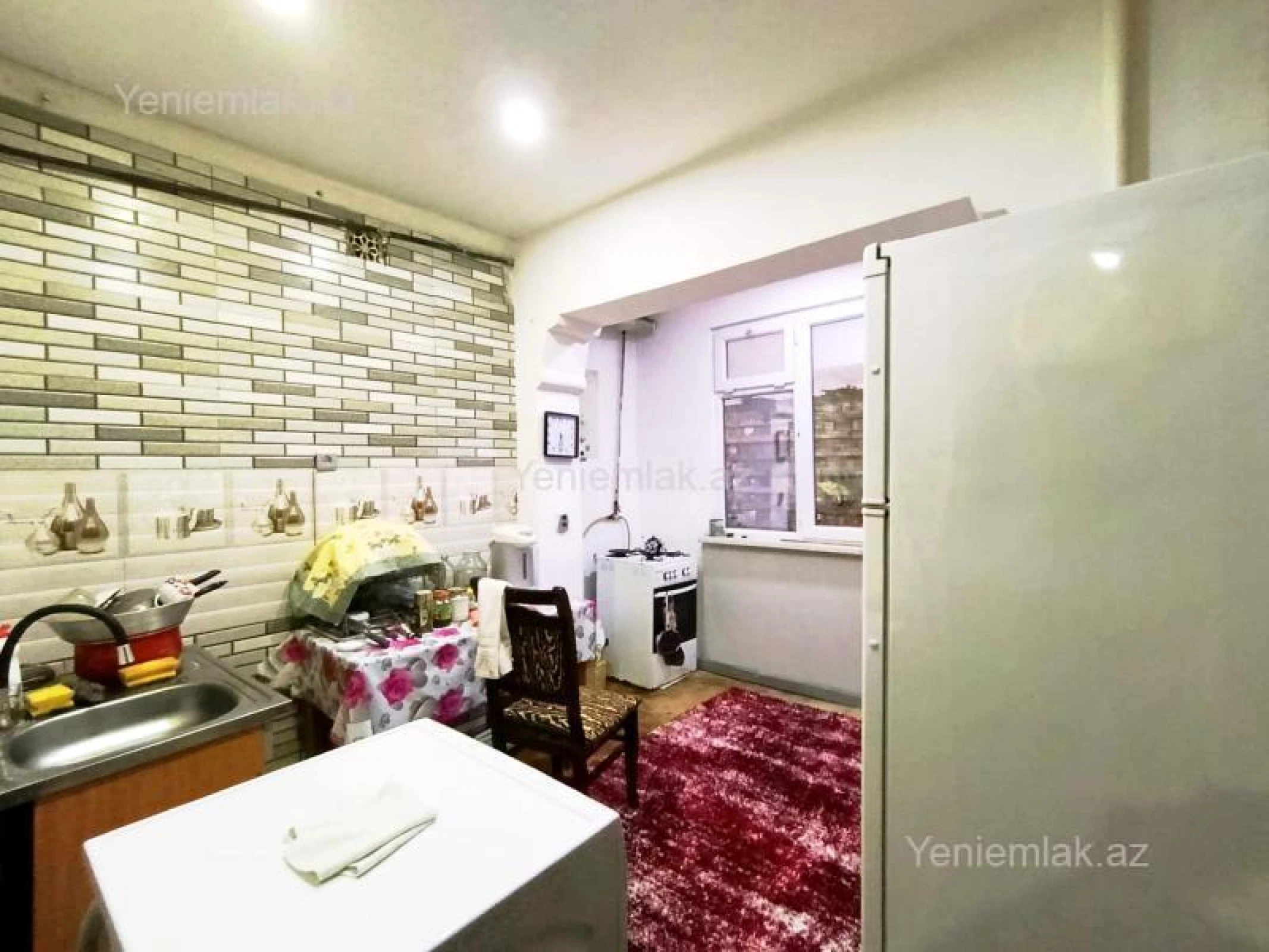 Satılır 2 otaqlı köhnə tikili 60 m²