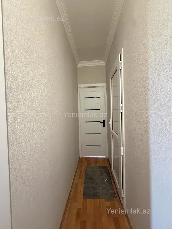 Satılır 1 otaqlı köhnə tikili 40 m²