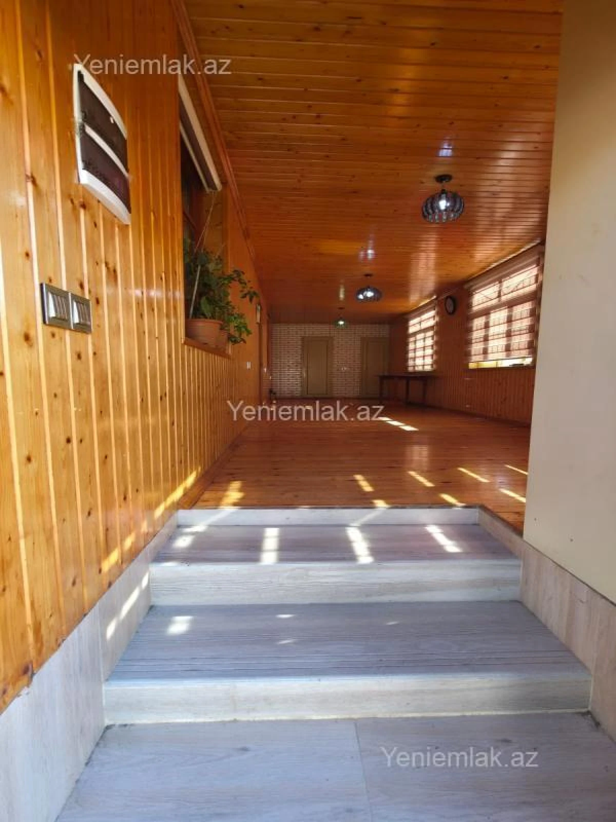 Satılır 5 otaqlı həyət evi 140 m²