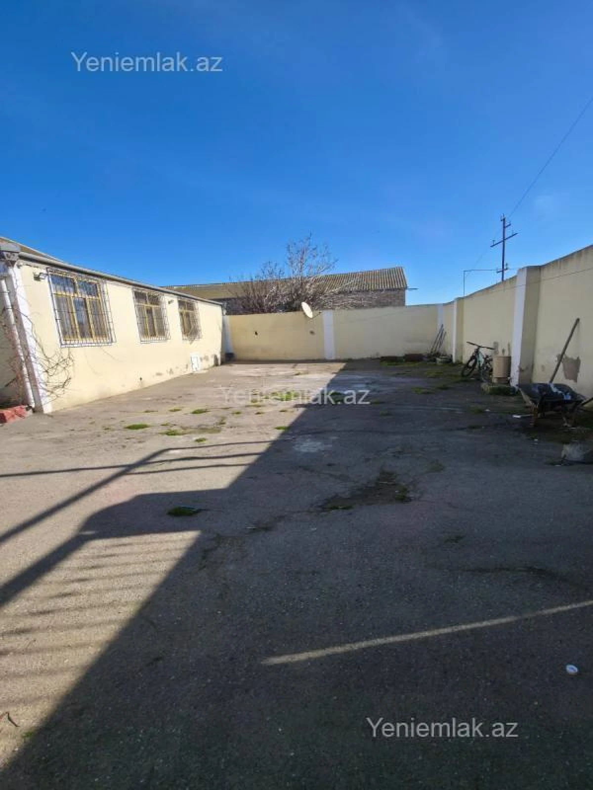 Satılır 5 otaqlı həyət evi 140 m²