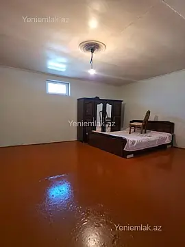 Satılır 5 otaqlı həyət evi 140 m²