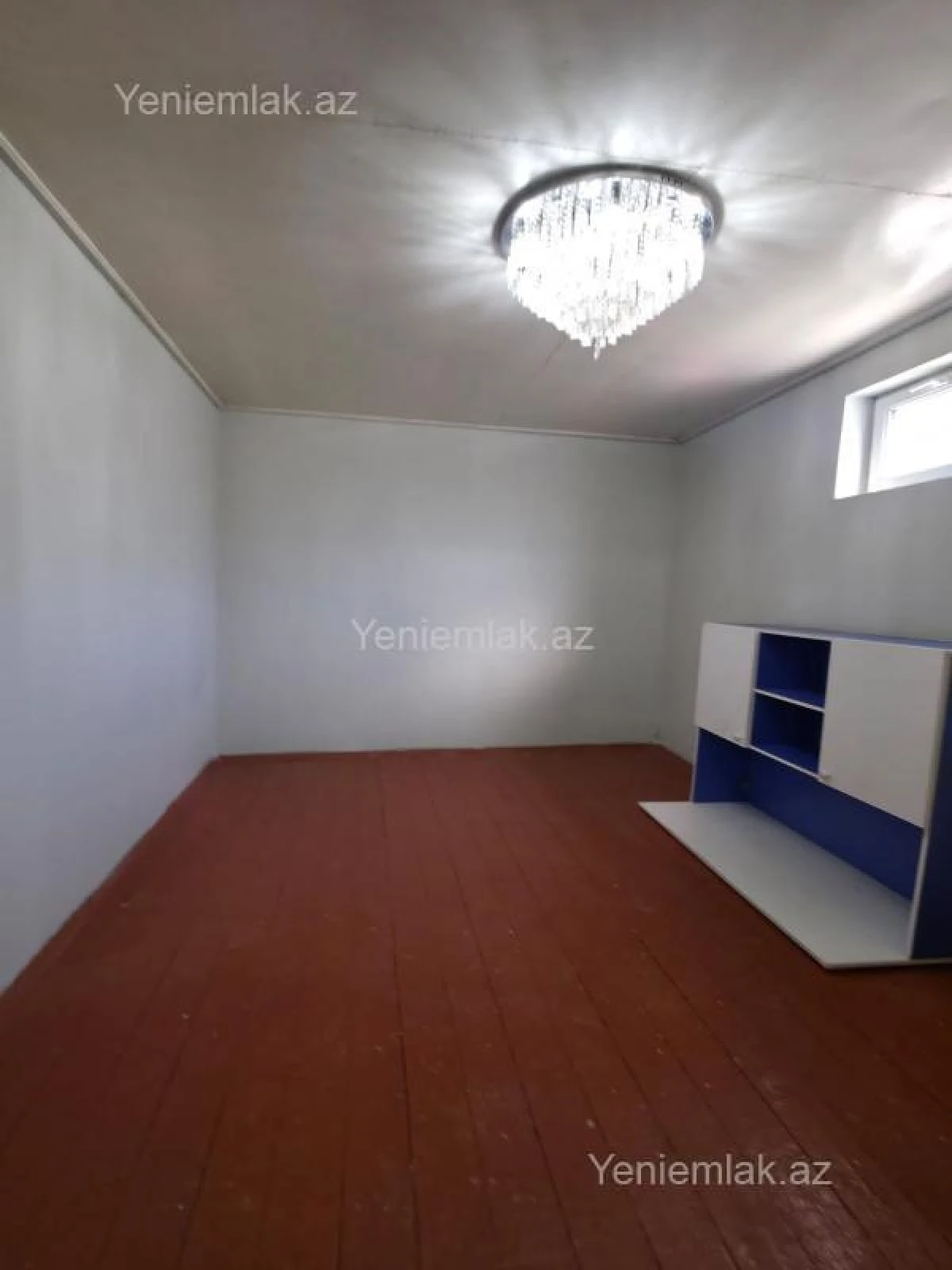 Satılır 5 otaqlı həyət evi 140 m²