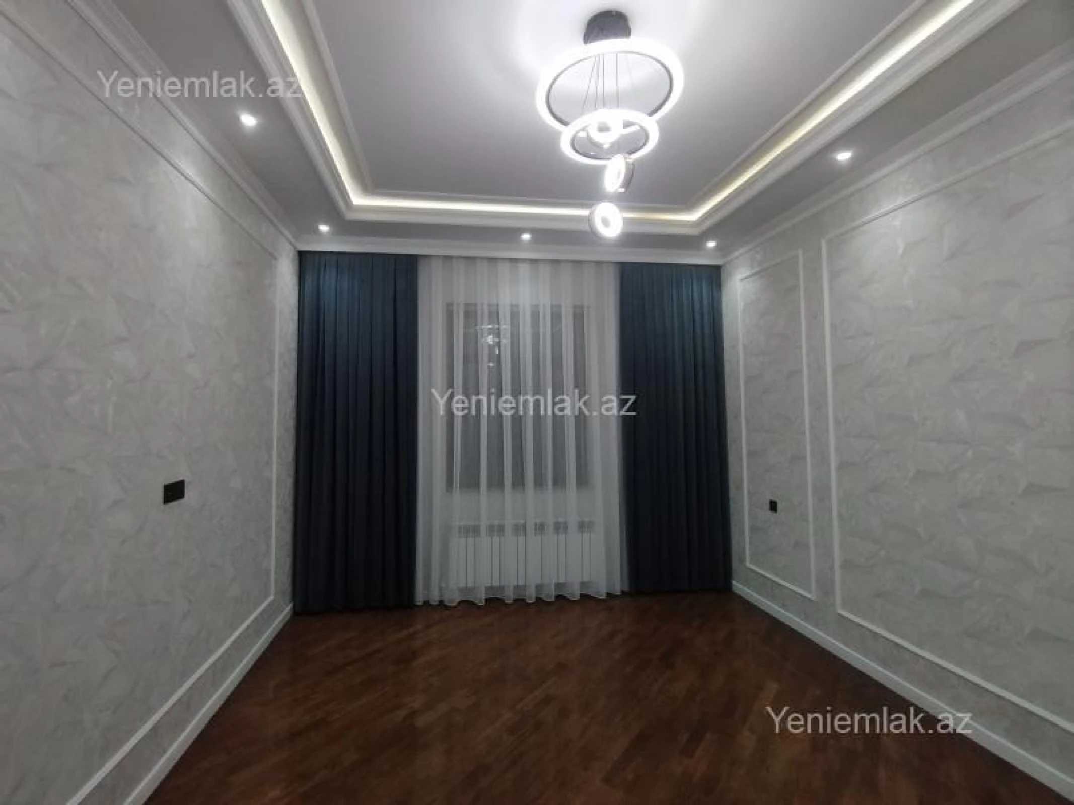 Satılır 6 otaqlı həyət evi 330 m²