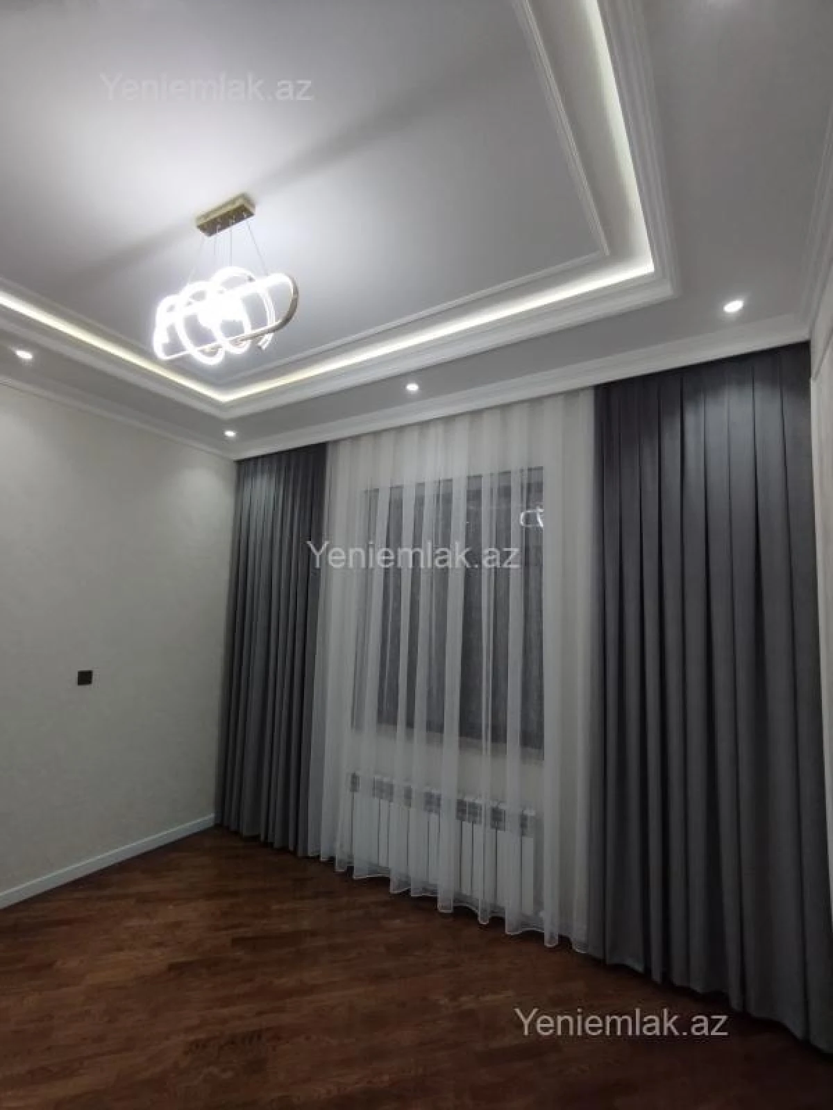 Satılır 6 otaqlı həyət evi 330 m²