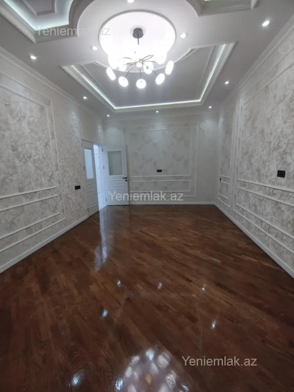 Satılır 6 otaqlı həyət evi 330 m²